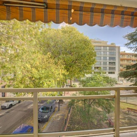 Elegant Apt W/2 Terraces/Mins To Beach & Shops 앙티브 외부 사진