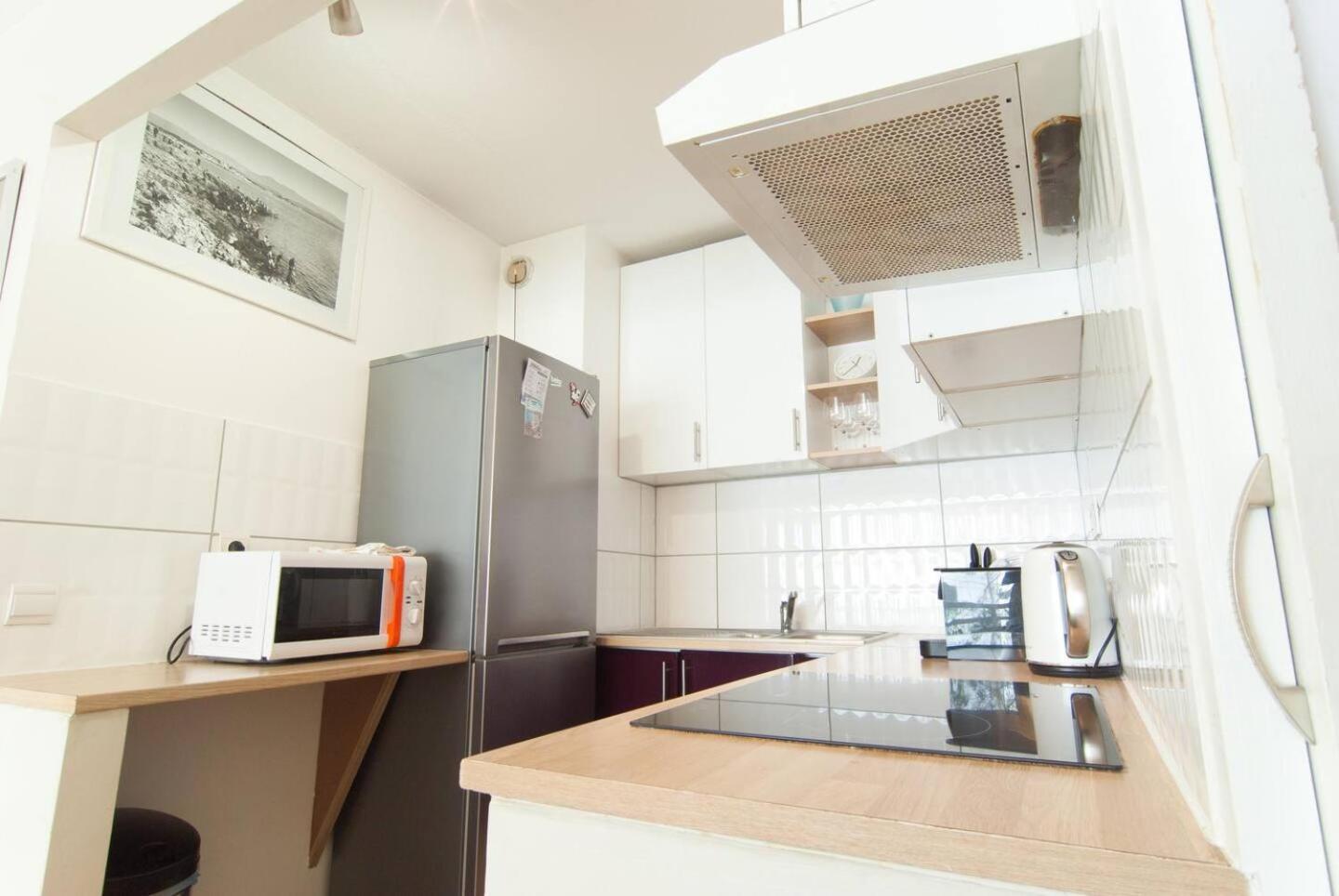 Elegant Apt W/2 Terraces/Mins To Beach & Shops 앙티브 외부 사진